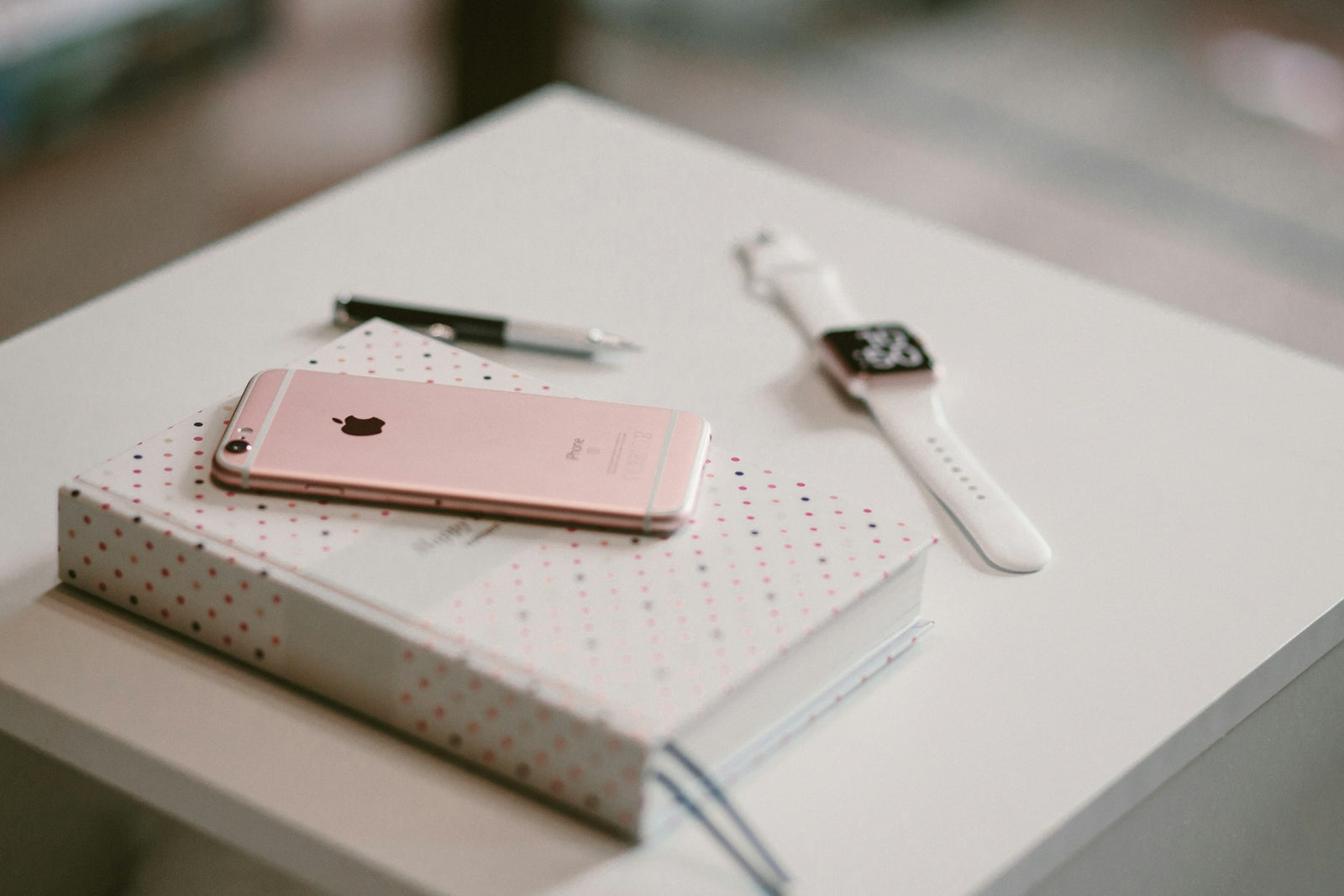 Pink Bow Phone Case: Stylish Protection from Blanc Space
